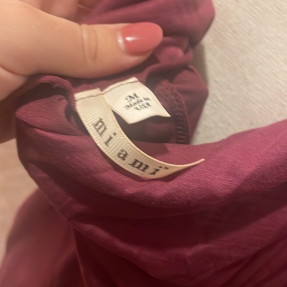 EUC Miami Burgundy Blouse with Open Back Size medium - Picture 5 of 6